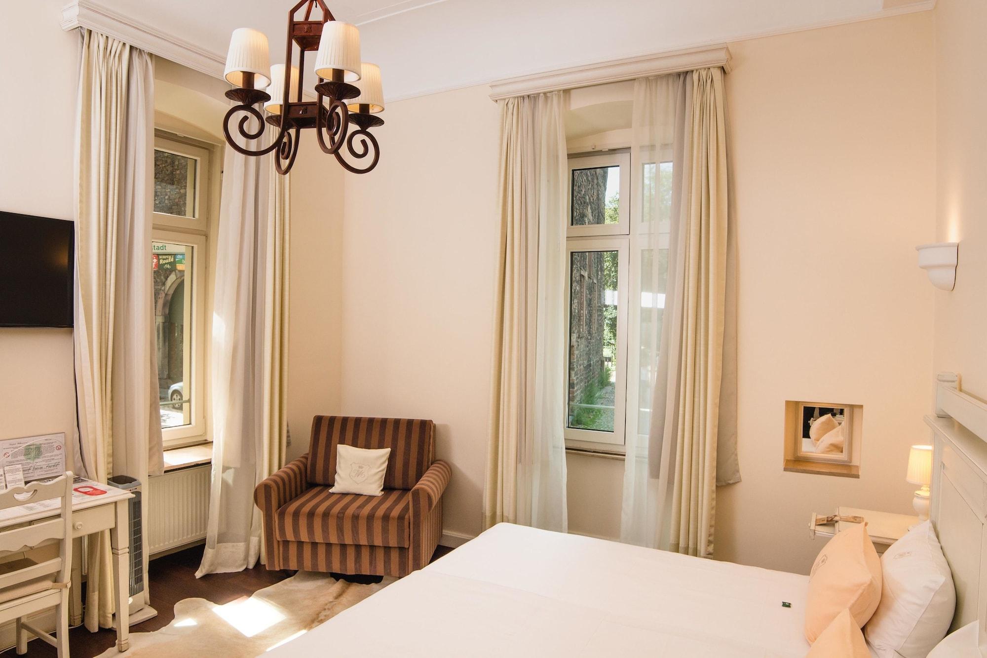 Hotel Villa Marstall Хайдельберг Экстерьер фото